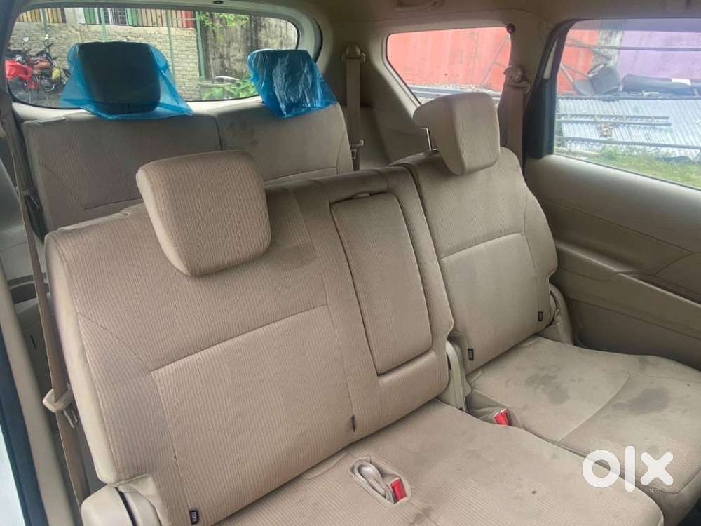 Maruti Suzuki Ertiga 1.5 Vxi, 2025, Petrol