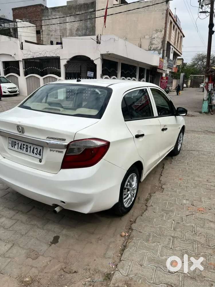 Honda Amaze 2017 Cng & Hybrids Well Maintained
