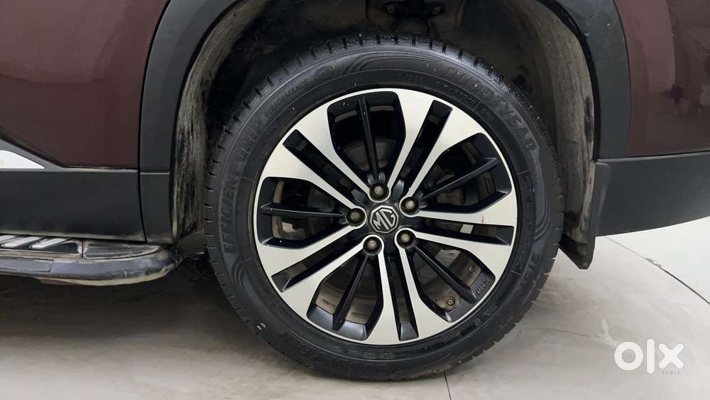 Mg Hector Plus 1.5 Hybrid Sharp Turbo 6 Str, 2021, Cng & Hybrids