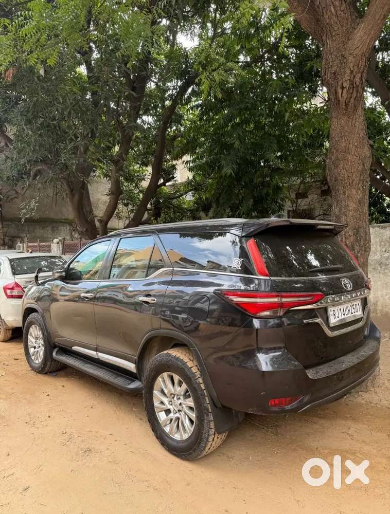 Toyota Fortuner 2023 Suv