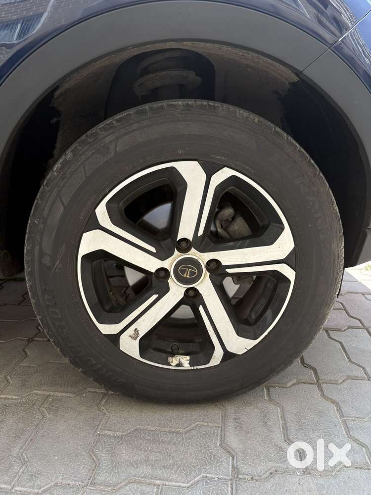 Tata Nexon 1.2 Revotron Xza Plus, 2023, Petrol
