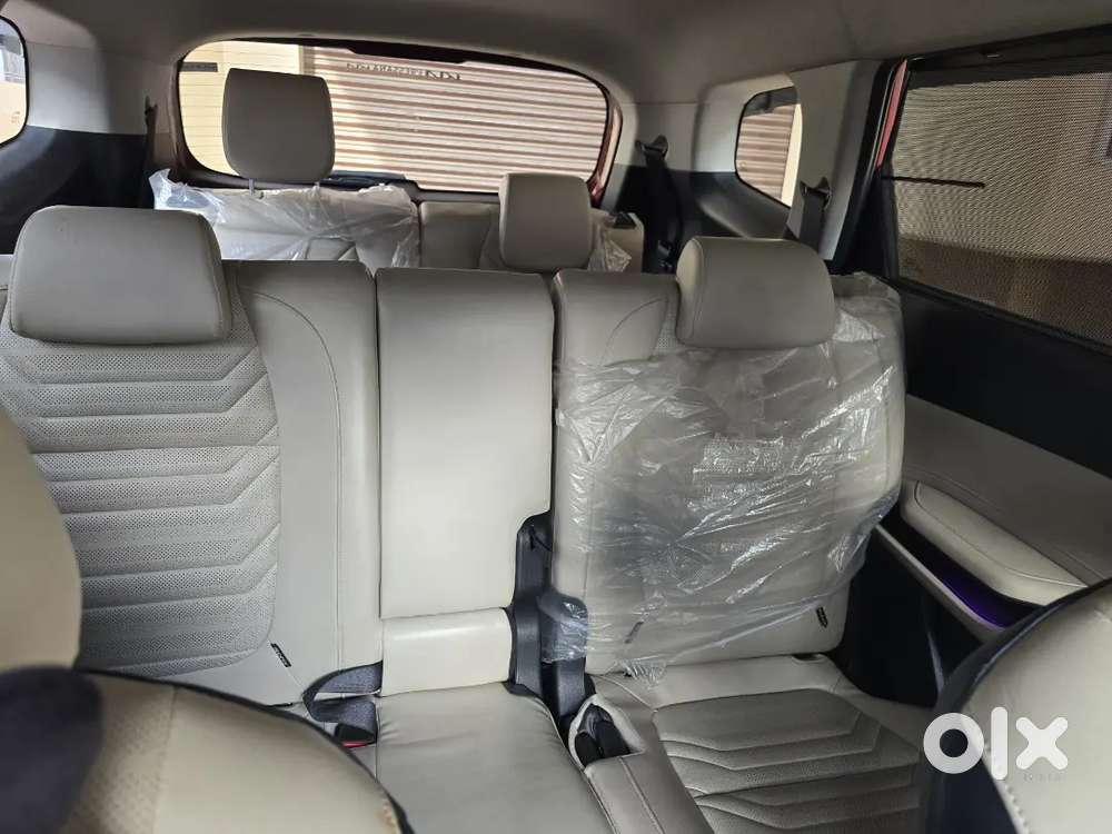 Kia Carens 2023 Petrol 26500 Km Driven
