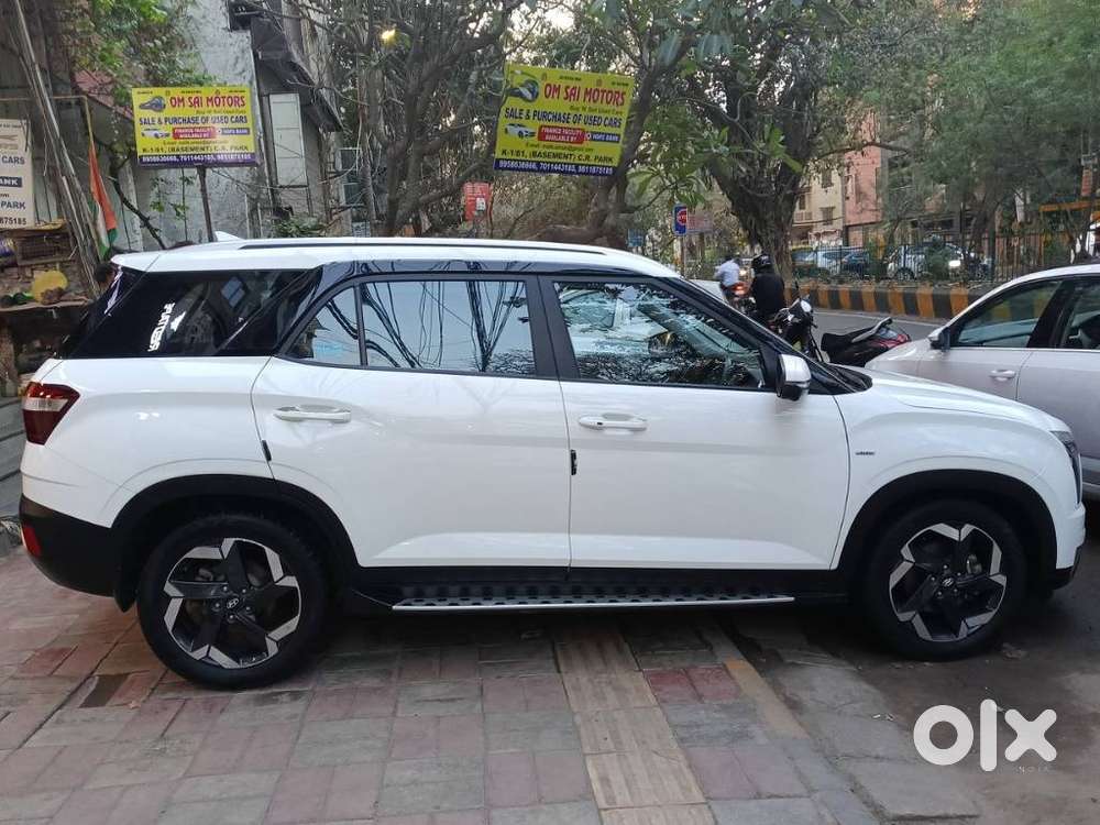 Hyundai Alcazar 2.0 Signature (o) Petrol At 7 Str, 2022, Petrol