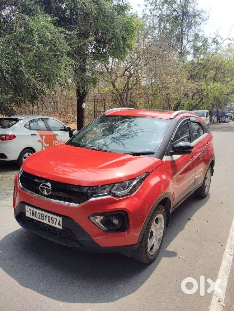 Tata Nexon 1.2 Revotron Xma Amt (s), 2023, Petrol