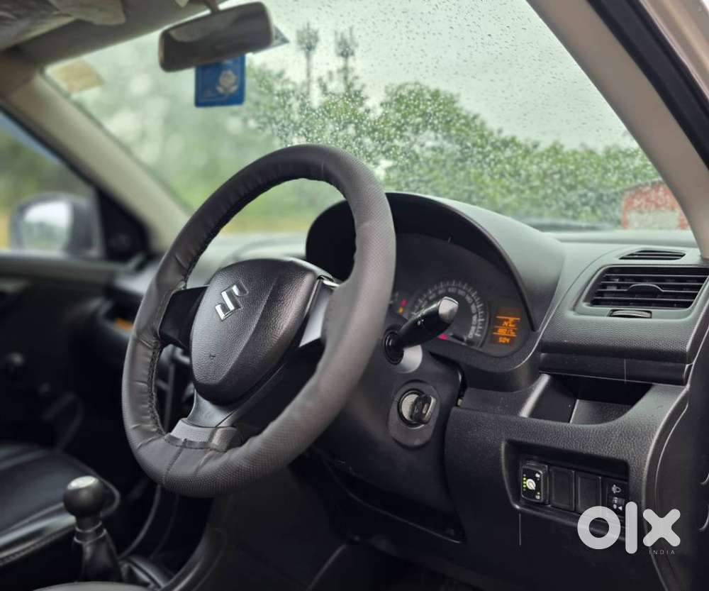Maruti Suzuki Swift Lxi Bsiv, 2012, Cng & Hybrids