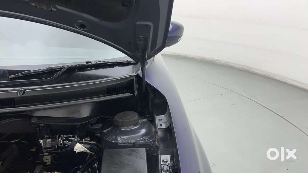 Maruti Suzuki Swift Amt Vvt Vxi, 2018, Petrol