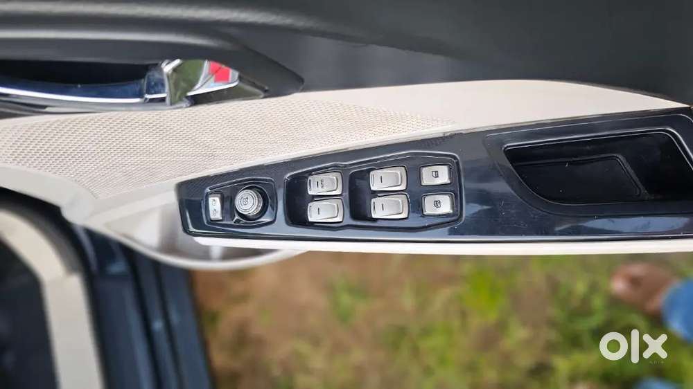 Mahindra Xuv300 Turbosport 2020 Diesel 47000 Km Driven
