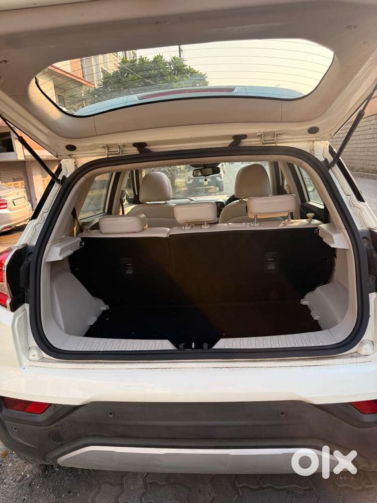 Mahindra Xuv300 W8 Option Diesel, 2020, Diesel