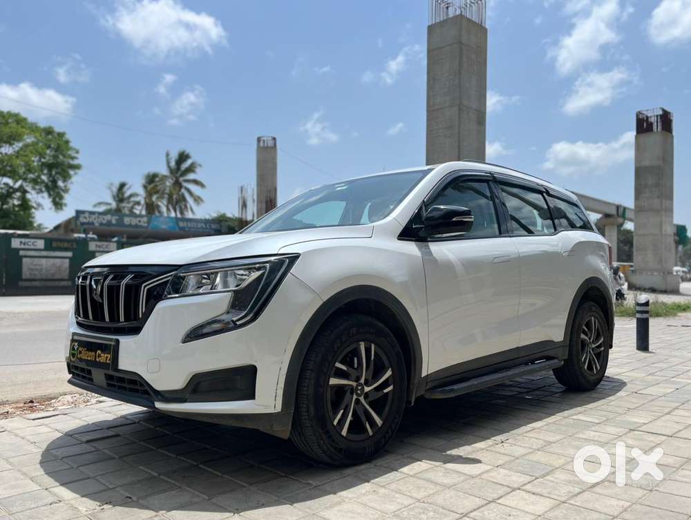 Mahindra Xuv700 2.0 Mx Petrol Mt 5 Str, 2022, Petrol