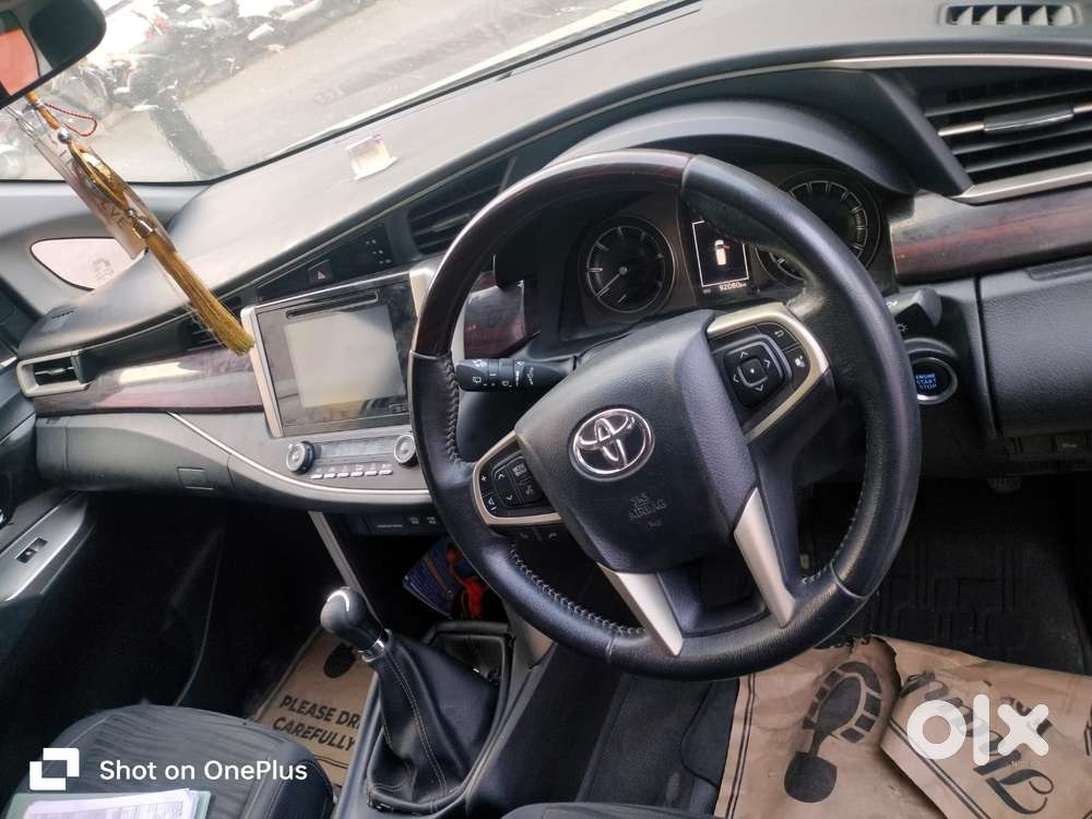 Toyota Innova Crysta 2.4 V 7 Str, 2017, Diesel