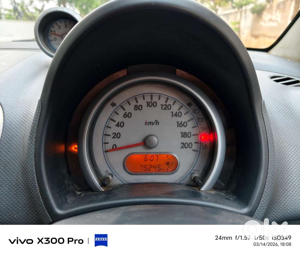 Maruti Suzuki Ritz Vxi, 2012, Petrol