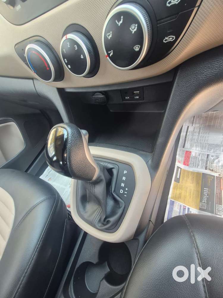 Hyundai Grand I10 At Sportz, 2017, Petrol