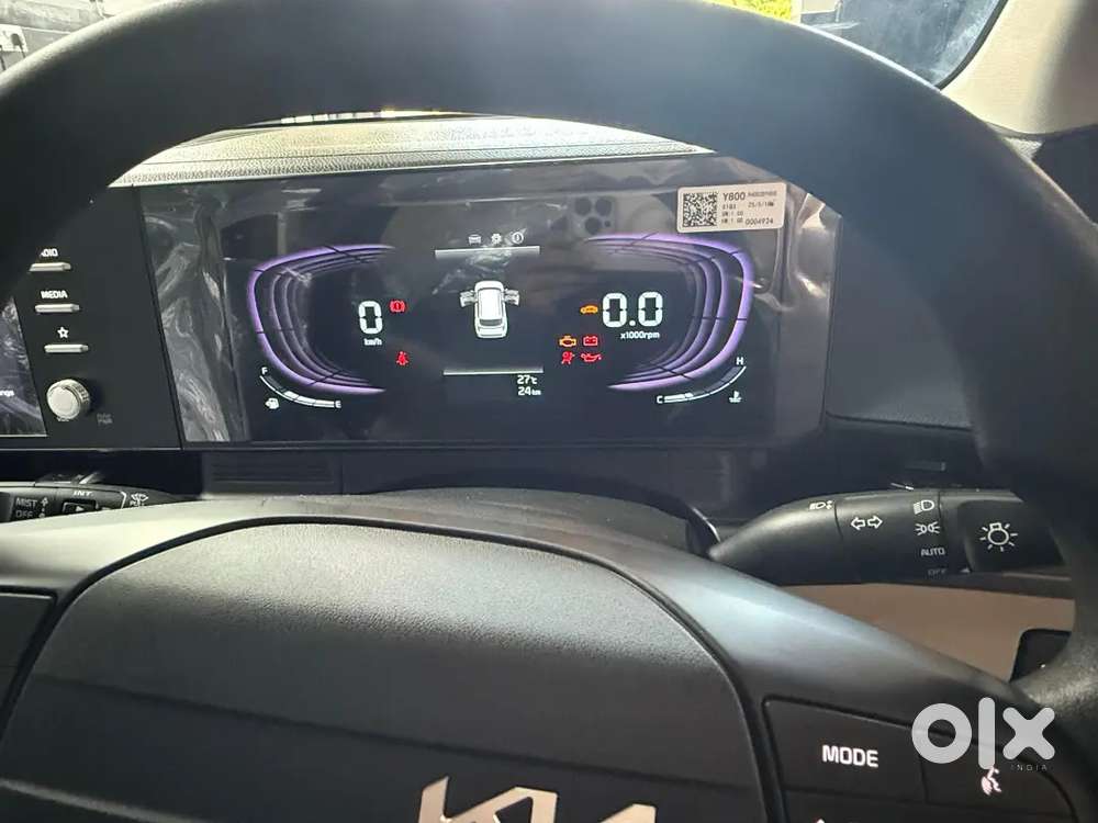 Kia Carens Clavis 2025 Petrol 2000 Km Driven