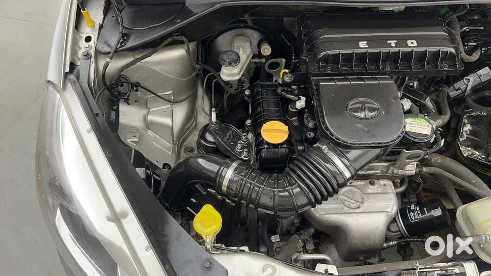 Tata Tiago 1.2 Revotron Xm, 2017, Petrol