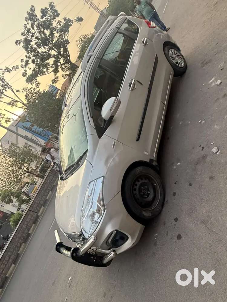 Maruti Suzuki Ertiga 2013