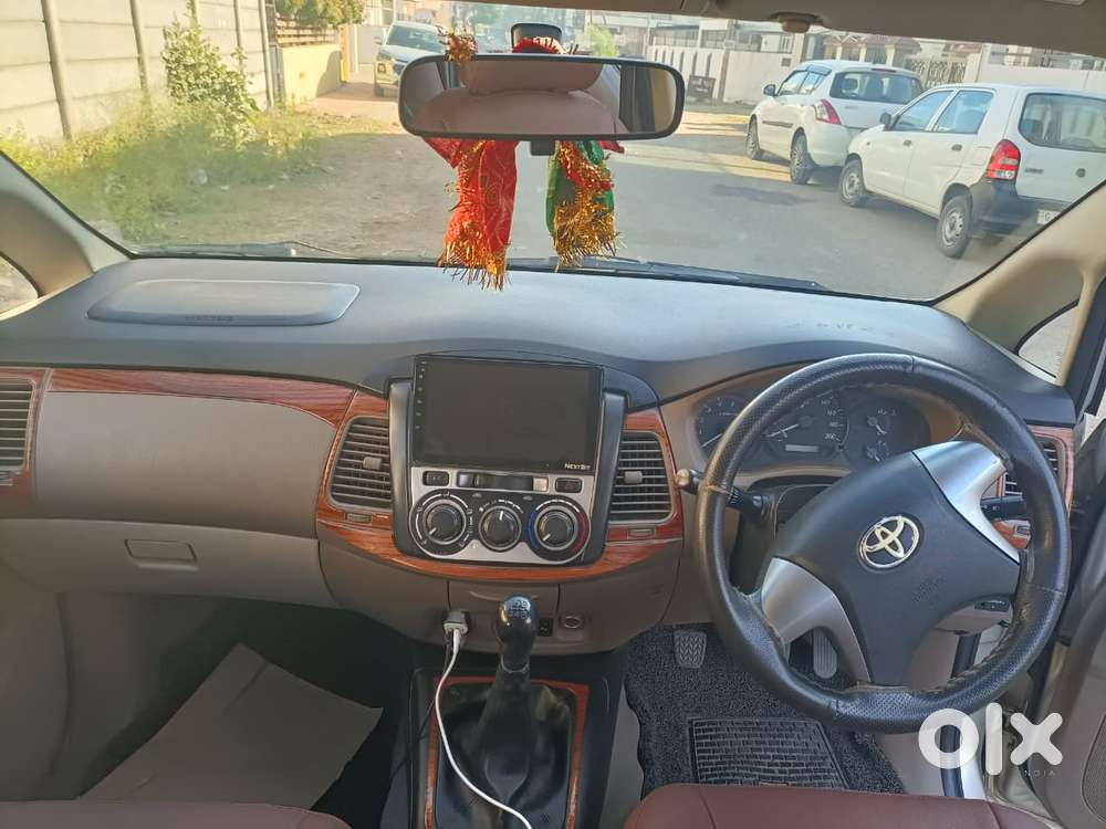 Toyota Innova 2.5 G4 Diesel 8-seater, 2016, Diesel