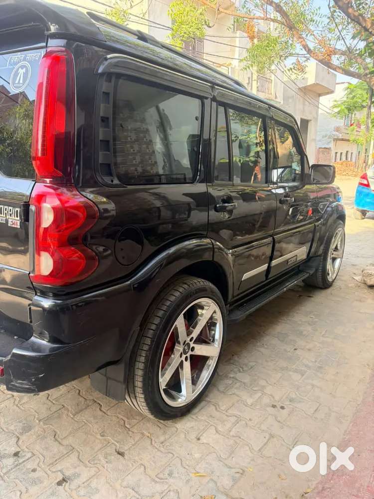 Mahindra Scorpio Classic 2024