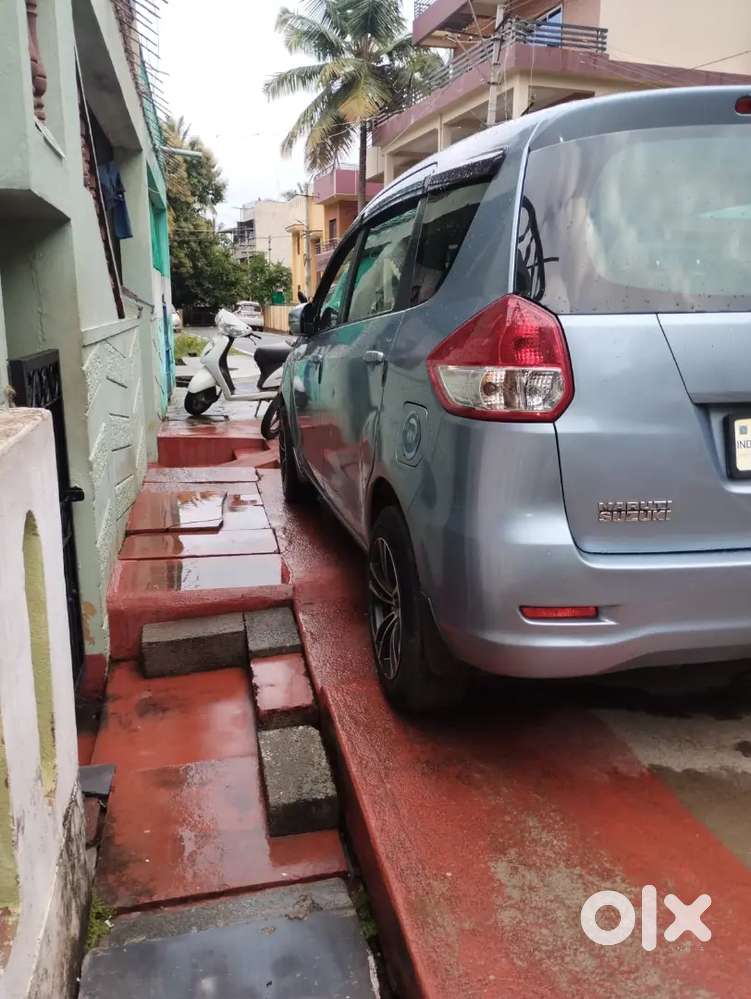 Maruti Suzuki Ertiga Vdi 2012