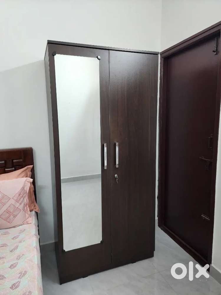 2 Door Wardrobe with Mirror and 2 Draws with Lock