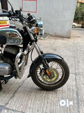 Old yezdi 2025 bike olx