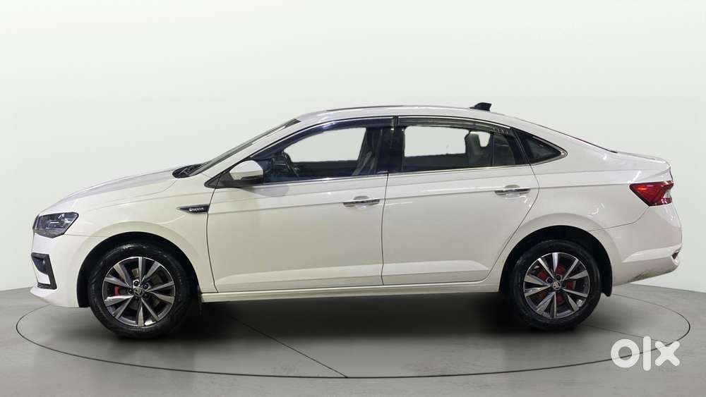 Skoda Slavia 1.0 Tsi Style At, 2022, Petrol