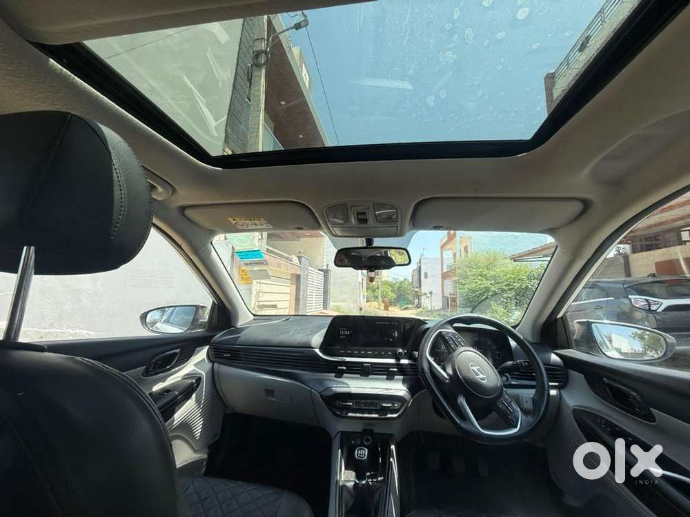 Hyundai I20 2024 Petrol 28000 Km Driven