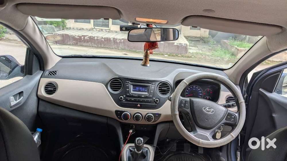 Hyundai Grand I10 Sportz 2015 Petrol