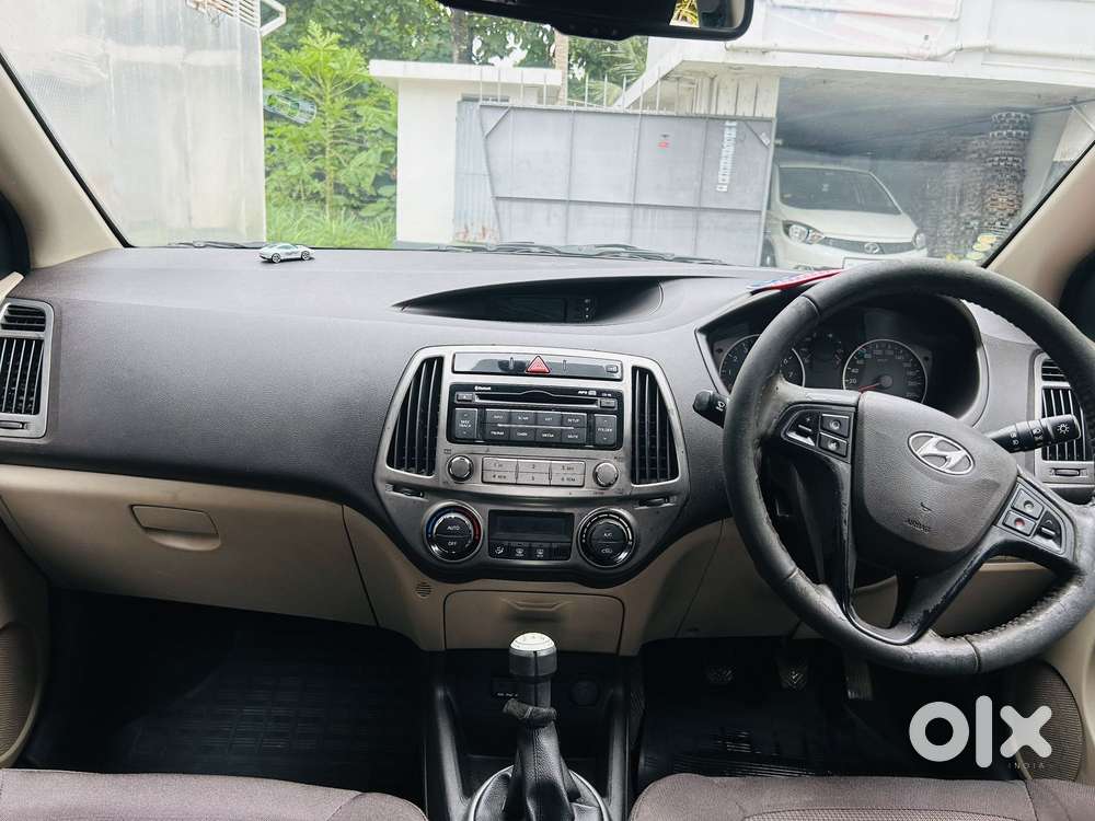Hyundai I20 Sportz Plus, 2013, Petrol