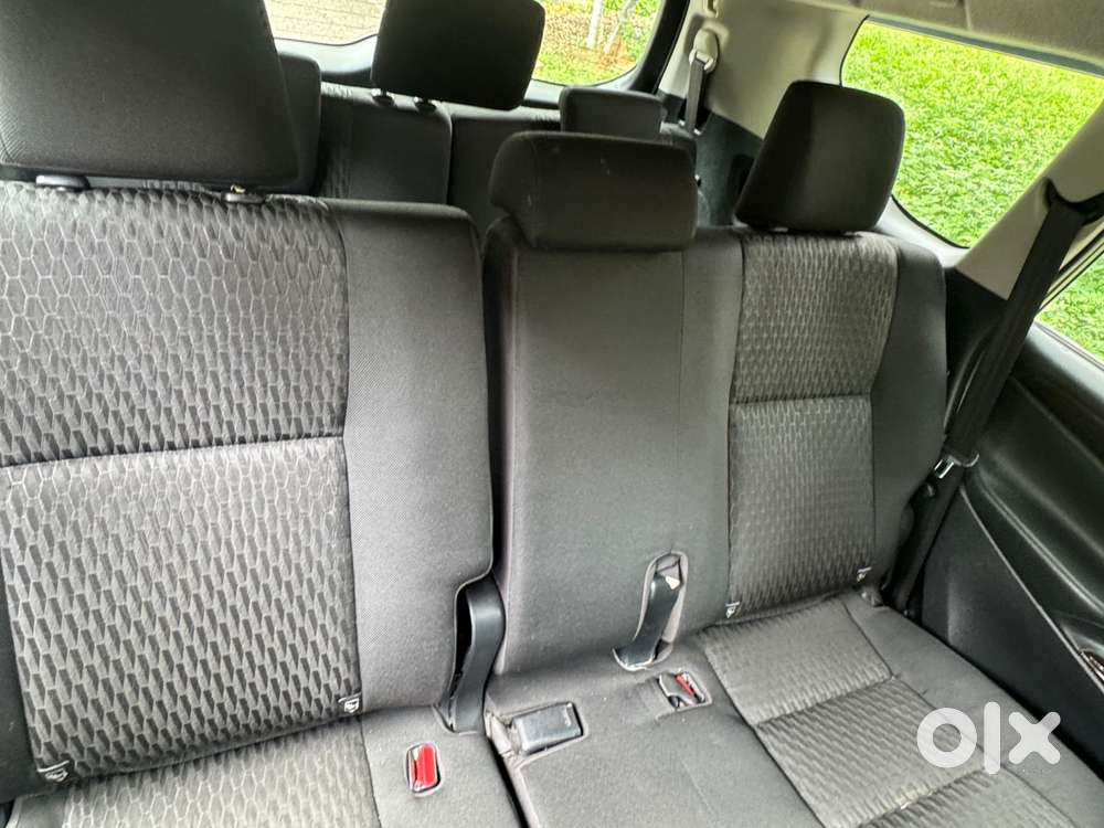 Toyota Innova Crysta 2.8 Gx At, 2017, Diesel