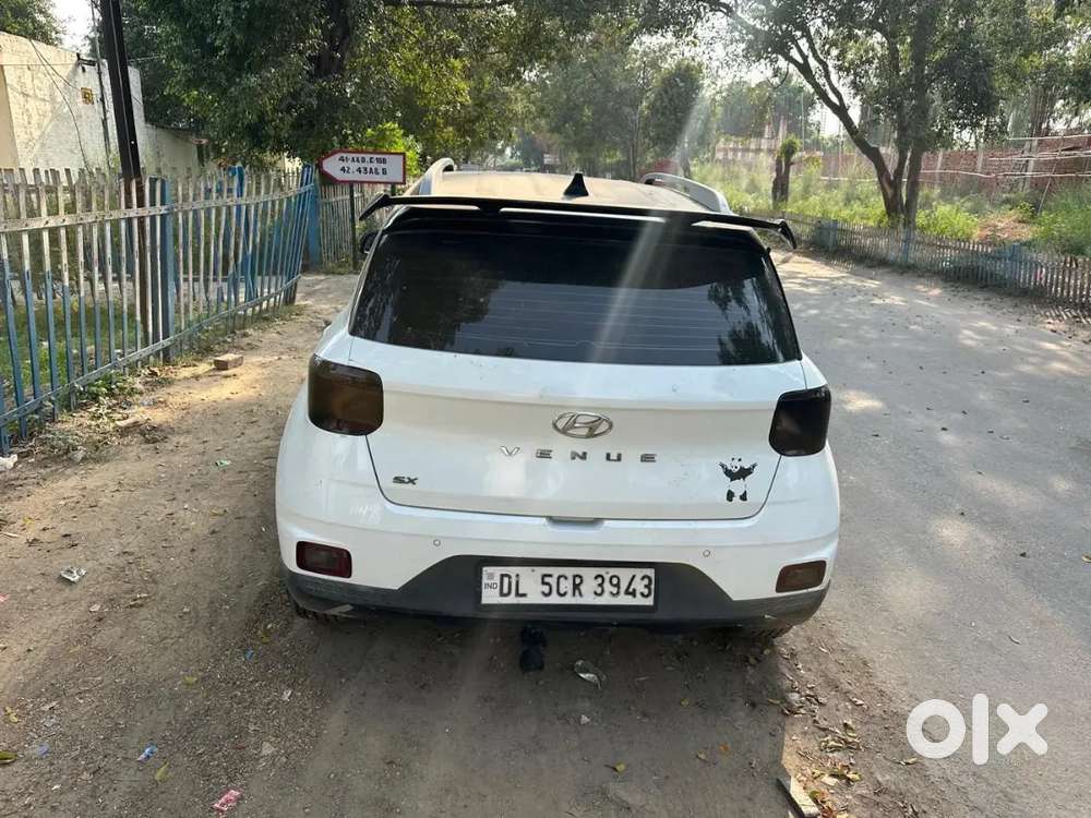 Hyundai Venue 2020 Petrol 67000 Km Driven