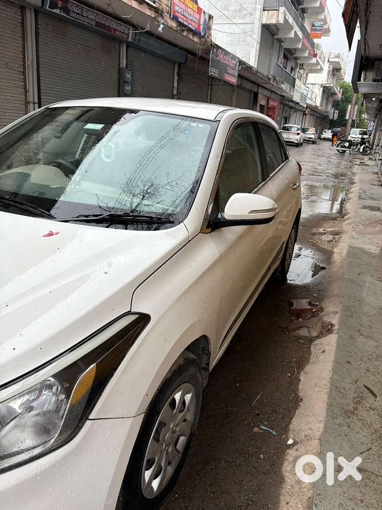 Hyundai I20 2015 Petrol Well Maintained