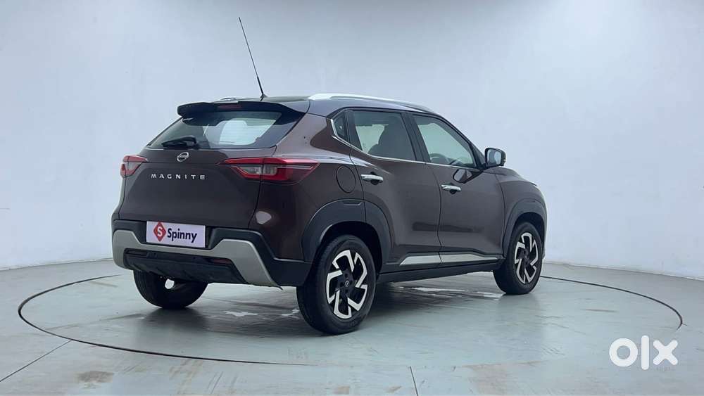 Nissan Magnite 1.0 Xv Premium Turbo Cvt, 2021, Petrol