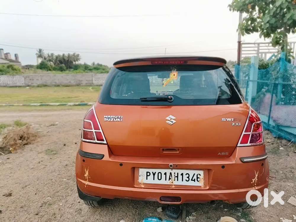 Maruti Suzuki Swift Zxi Abs Petrol
