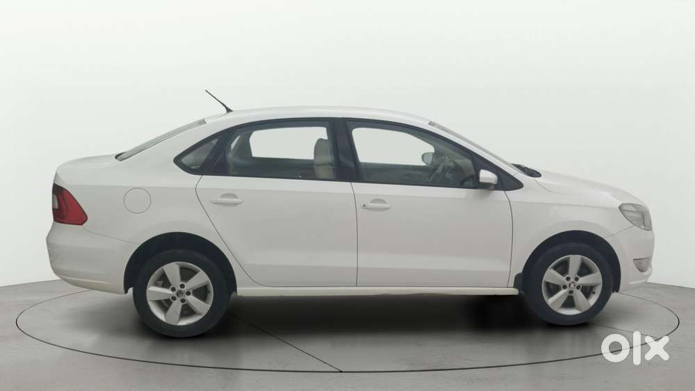 Skoda Rapid [ ] 1.6 MPI Style Plus, 2016, Petrol