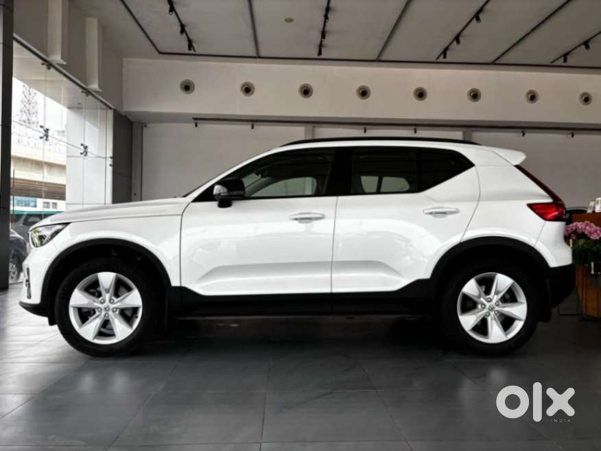 Volvo Xc40 B4 Ultimate, 2023, Petrol