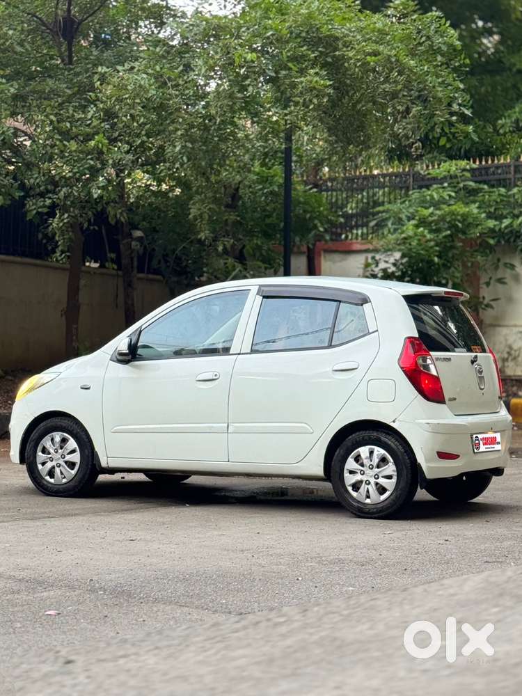 Hyundai I10 Sportz, 2012, Petrol