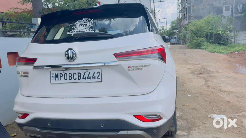 Mg Hector Plus 2021