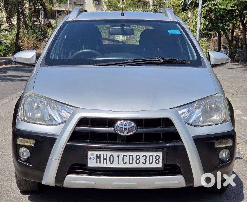 Toyota Etios Cross 1.2l G, 2016, Petrol
