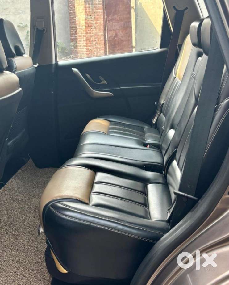 Mahindra Xuv500 W9, 2020
