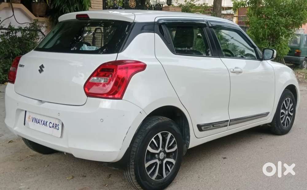 Maruti Suzuki Swift Vxi, 2022, Petrol