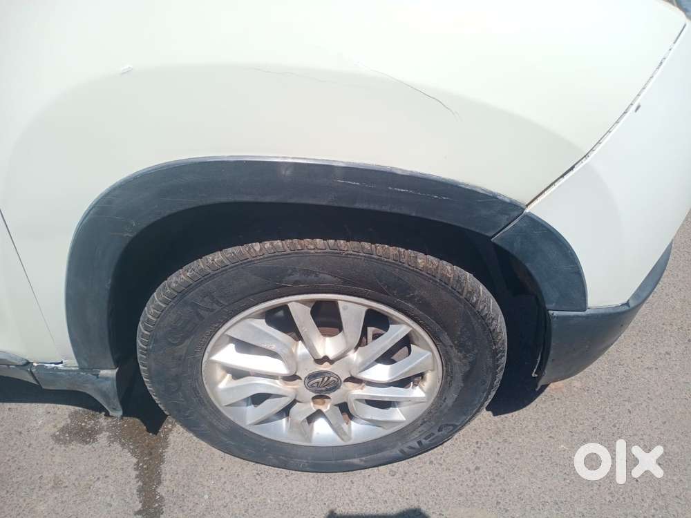 Mahindra Kuv 100 K8 5str, 2016, Diesel