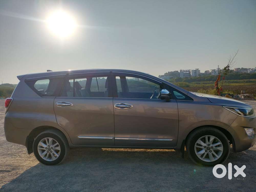 Toyota Innova Crysta 2.4 Vx Mt, 2018, Diesel