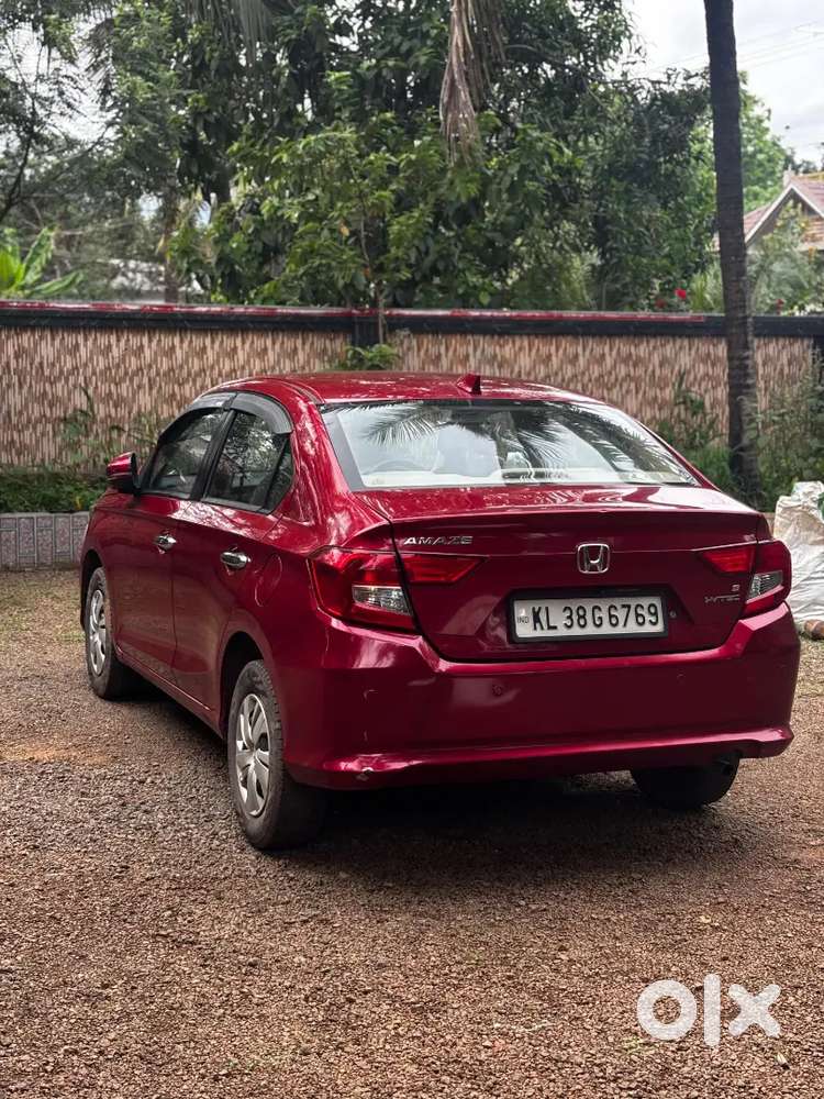 Honda Amaze 2018 Petrol Well Maintained.