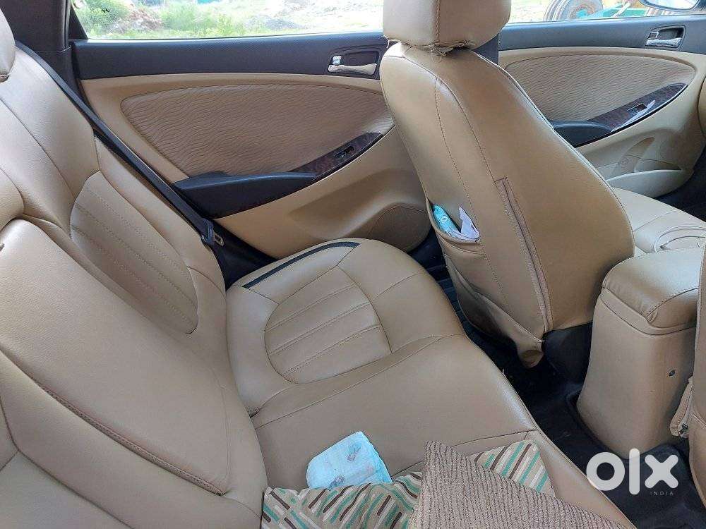 Hyundai Verna Fluidic 1.6 Vtvt Sx, 2012, Cng & Hybrids