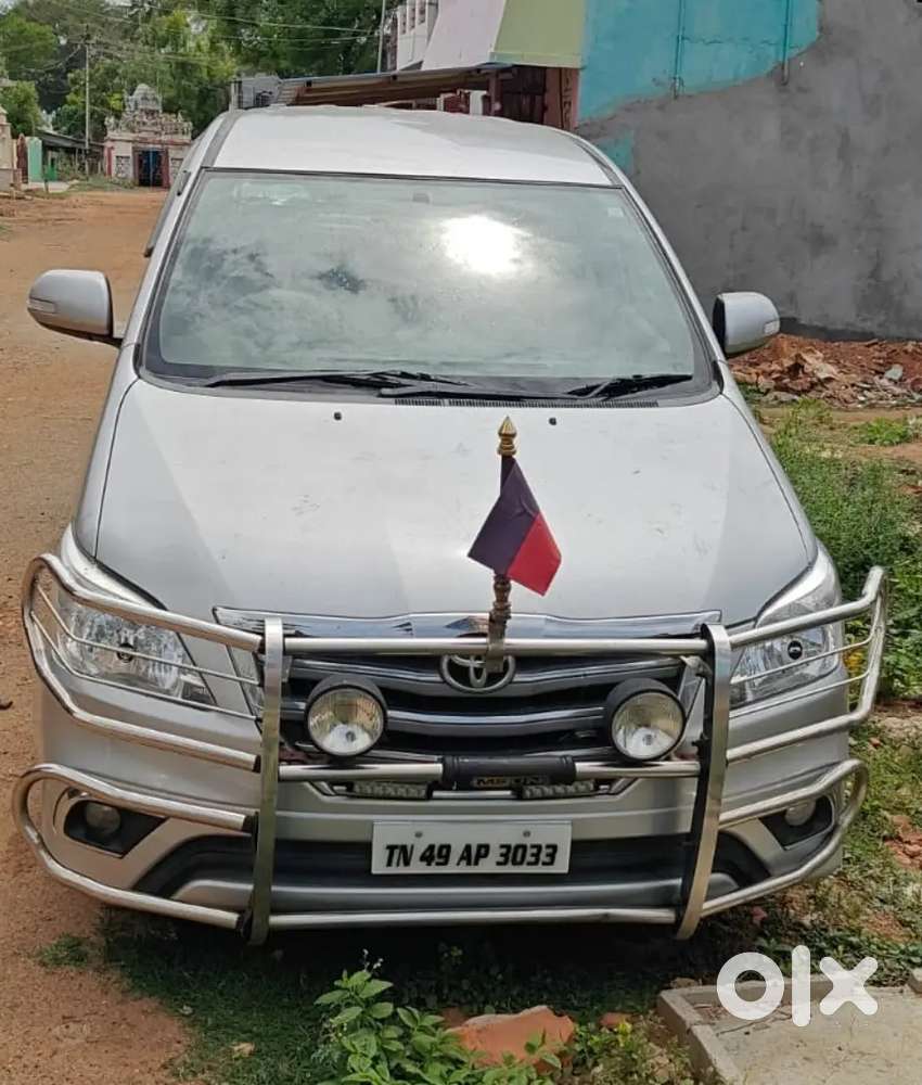 Toyota Innova 2013 Diesel 3rd Owner (showroom Service Record)