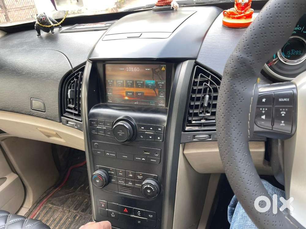 Mahindra Xuv500 2016 Car