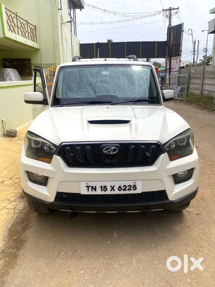 Mahindra Scorpio S8, 2015, Diesel