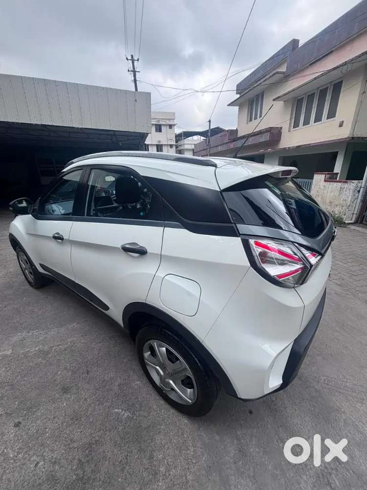 Tata Nexon Xm 2021 Petrol Manual  Single Owner  Well Maintained