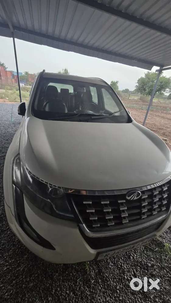 Mahindra Xuv500 2.2 W11 2019
