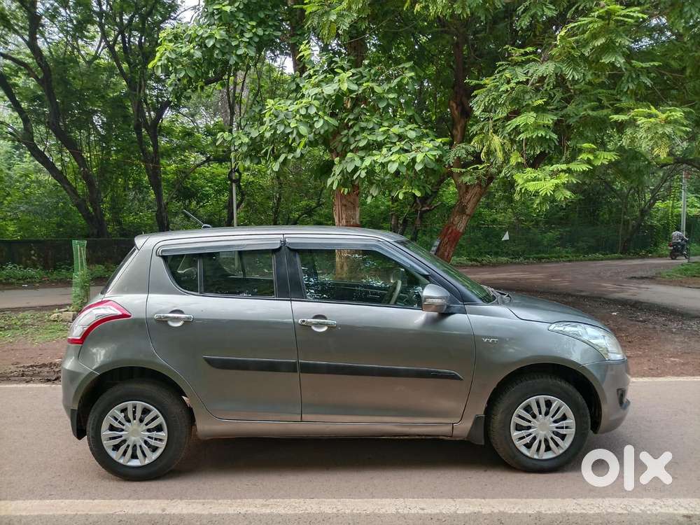 Maruti Suzuki Swift Vxi + Manual, 2014, Petrol